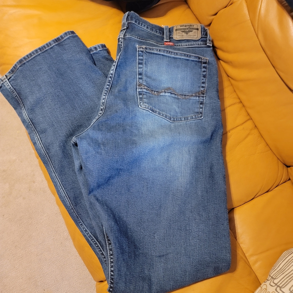 Wrangler jeans size 34/32